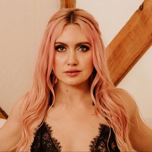 Meet your Posher, Kalli